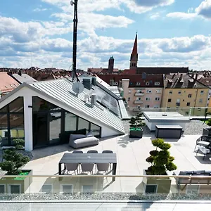 Aparthotel The Penthouse At Eco Smart, Nürnberg